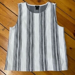 Ann Taylor size large sleeveless shirt